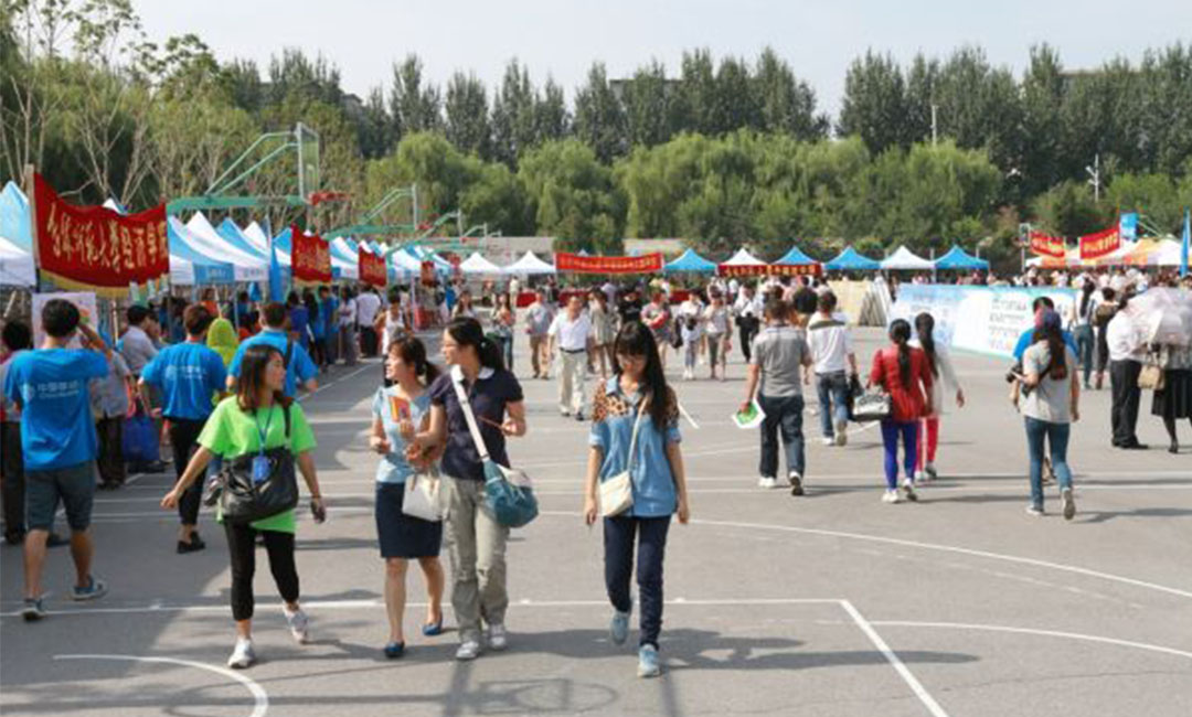 河源河源汇华学院新生招商活动策划